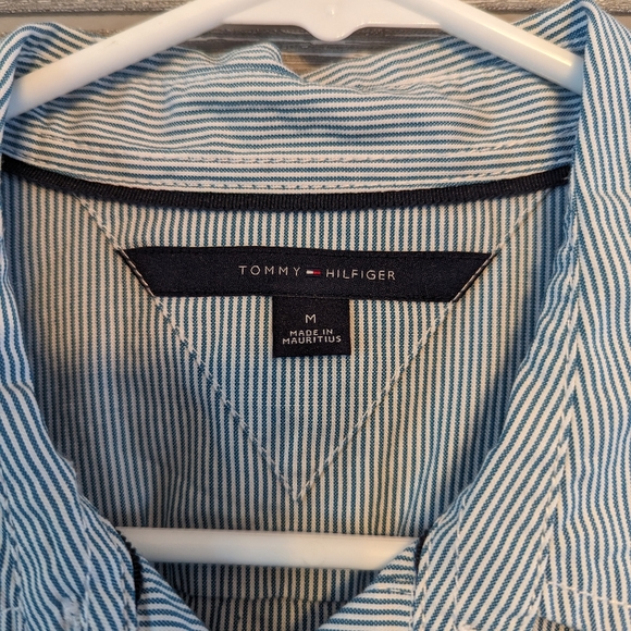 Button up blouse - Picture 2 of 3